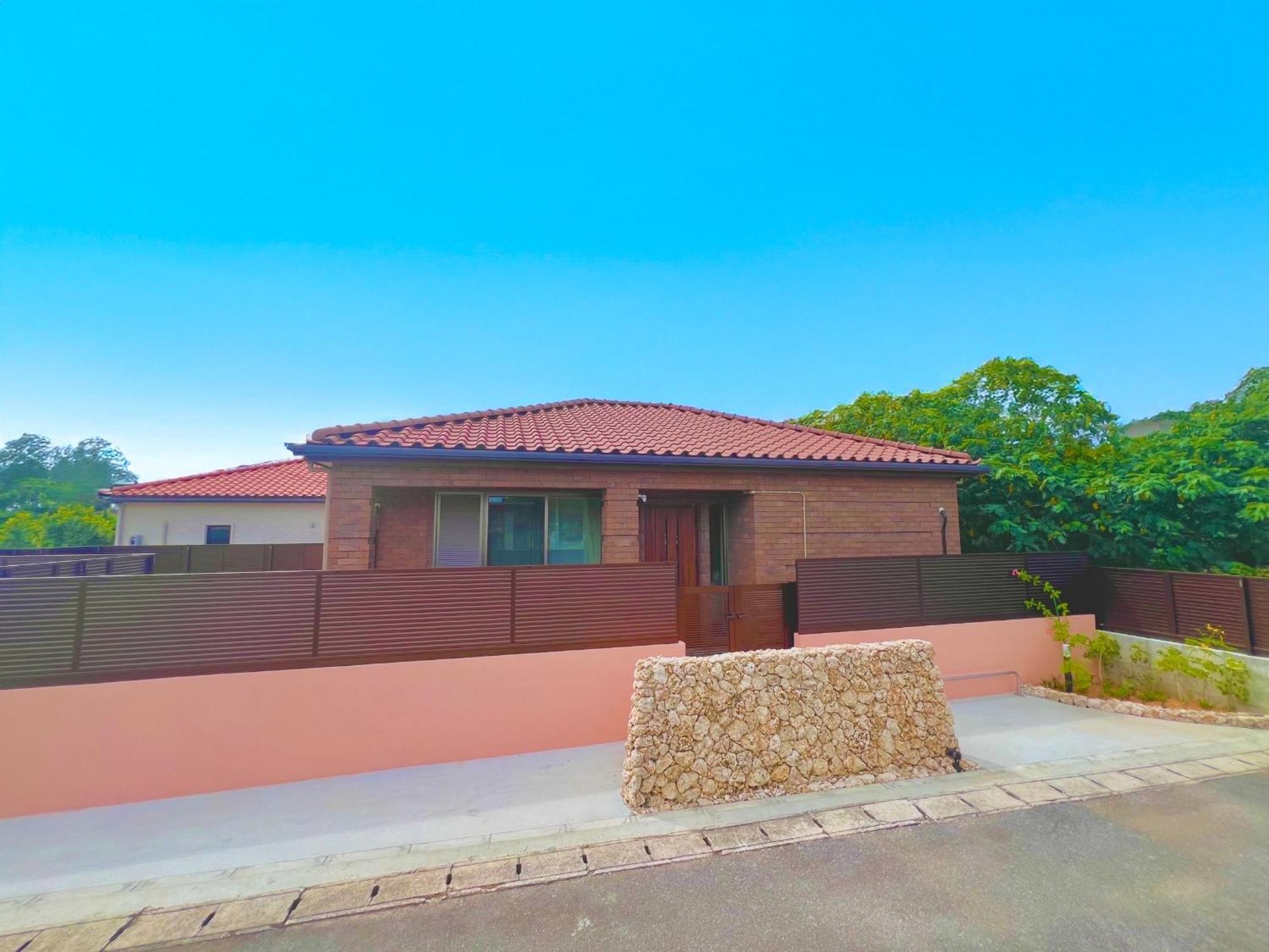 星降る夜と天然木の香りに包まれる新築癒しの隠れ家ishigaki Villa En えん Buitenkant foto